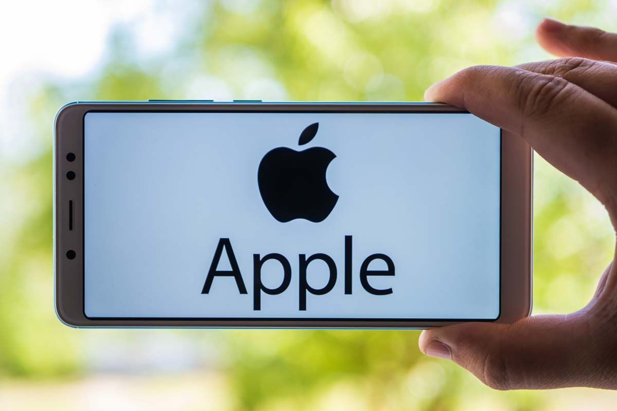 Apple GPT, nel 2024 attese novità per iPhone basate sull'IA generativa