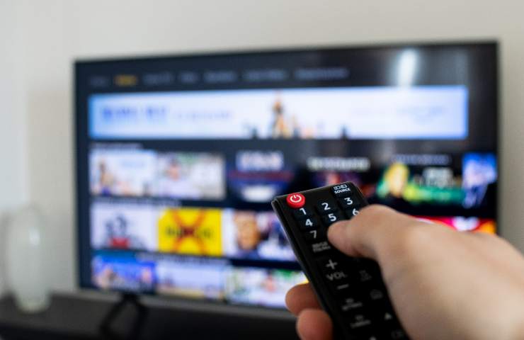 Telecomando e smart TV