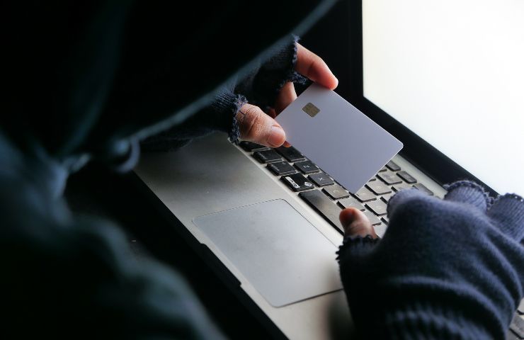 Come difendersi dalla truffa degli hacker 