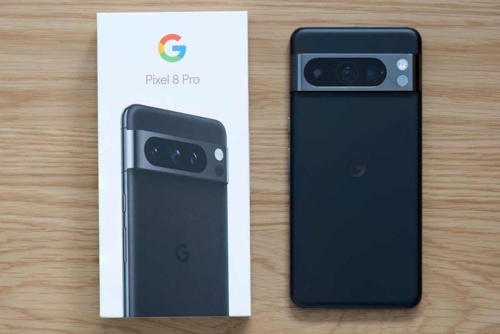Google Pixel 8 Pro - unboxing