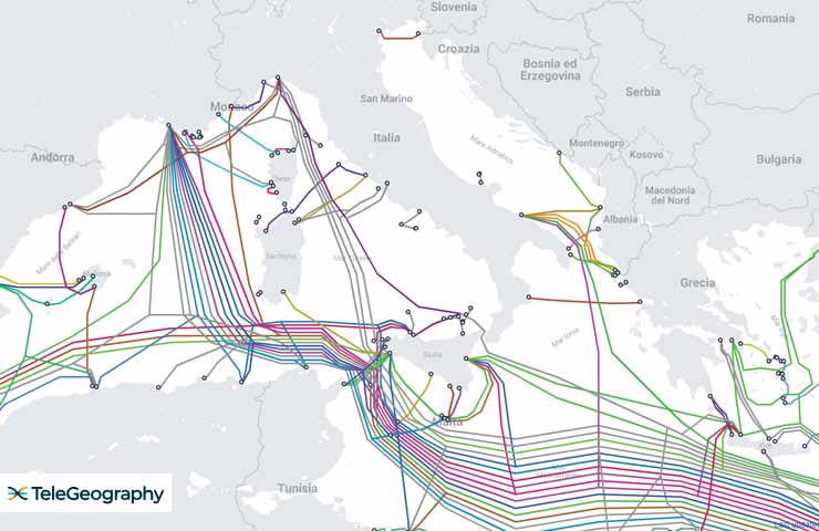 Mappa Italia dei cavi fibra ottica sottomarini
