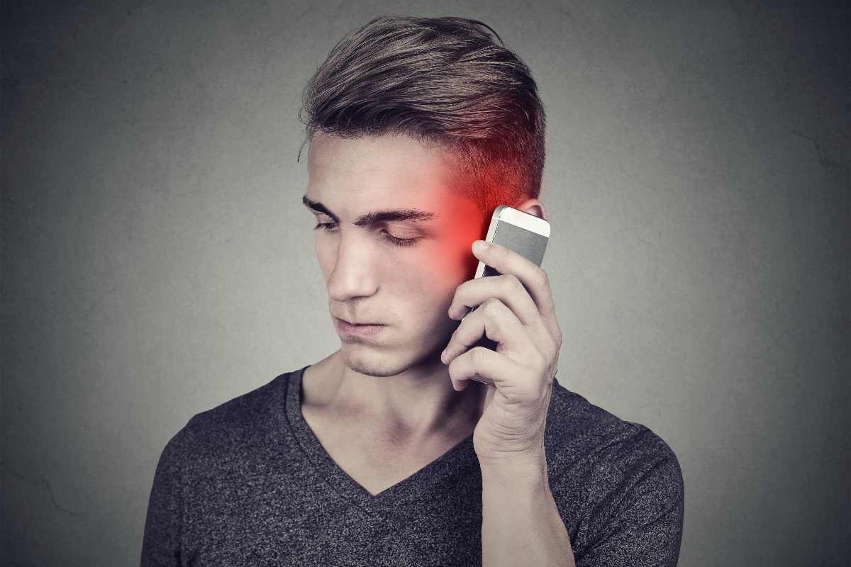 Quante radiazioni manda il tuo smartphone? Ecco quelli più sicuri