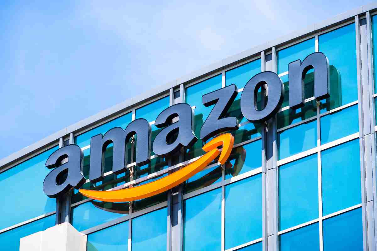 Amazon spia gli utenti con una funzione segreta? Come difendersi