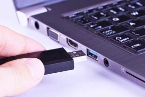 Chiave USB inserita nel pc