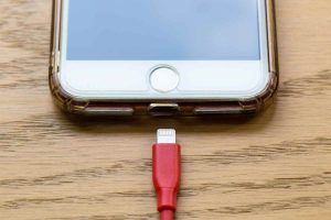 Batteria smartphone e pc, gli errori da evitare