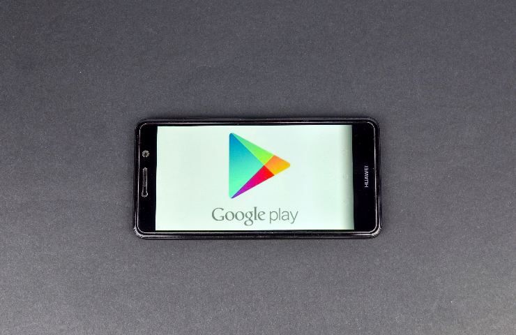 Google Play, da scaricare l'aggiornamento di luglio: cosa c'è da sapere