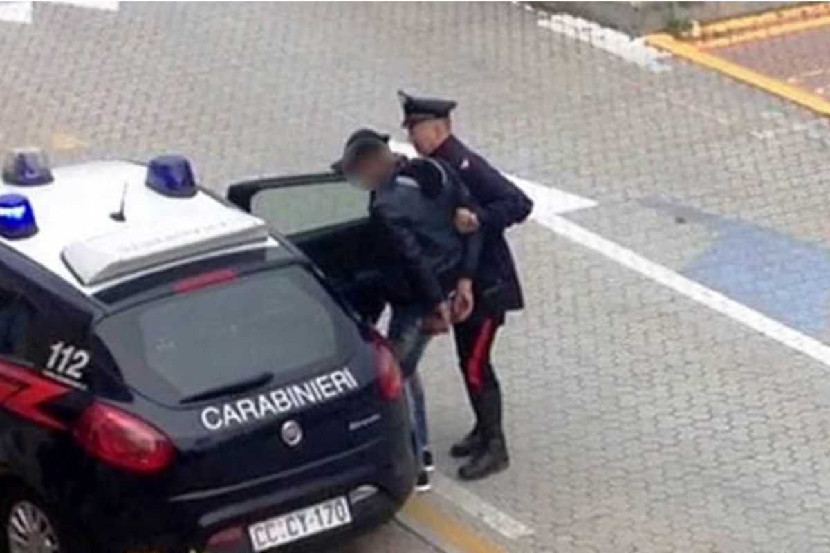 Ladro arrestato dai Carabinieri