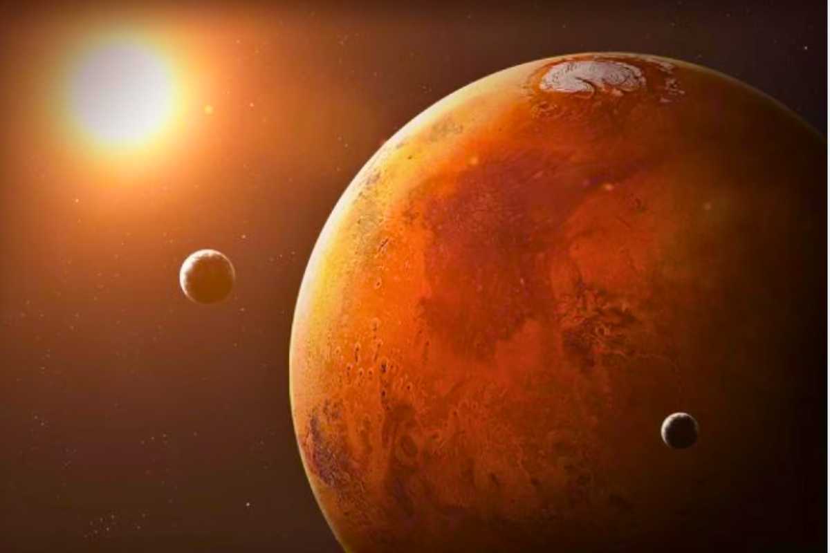 Vista dallo spazio di Marte e il Sole