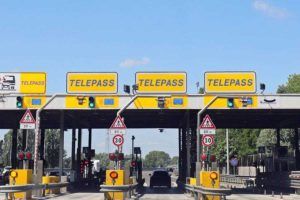 Casello Autostradale con il Telepass